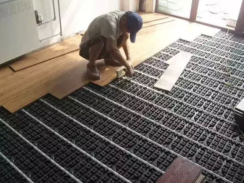 地磚上鋪木地板好不好，為什么會過日子的人都選擇這樣做