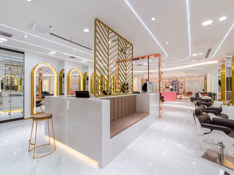 德陽理發(fā)店裝修成什么風(fēng)格受歡迎,理發(fā)店怎么挑選燈具