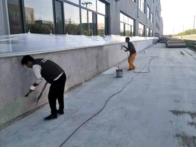 外墻墻裙噴刷涂料：建筑外墻刷涂料，取決于建筑物的2113外墻結構。如果是混凝土5261外墻，又較平整，是可以干凈后，直接刷涂料的。如果是框架結構，是采用加氣混凝土塊或空心4102磚等砌的填充墻，就不可以直接刷涂料。1653必須抹灰后，才可以刷涂料。又如外墻帶保溫層的，也內必須做保溫砂漿抹面后，才可以刷涂料。對于清水磚外墻面，也有直接容刷涂料的。但較少使用。