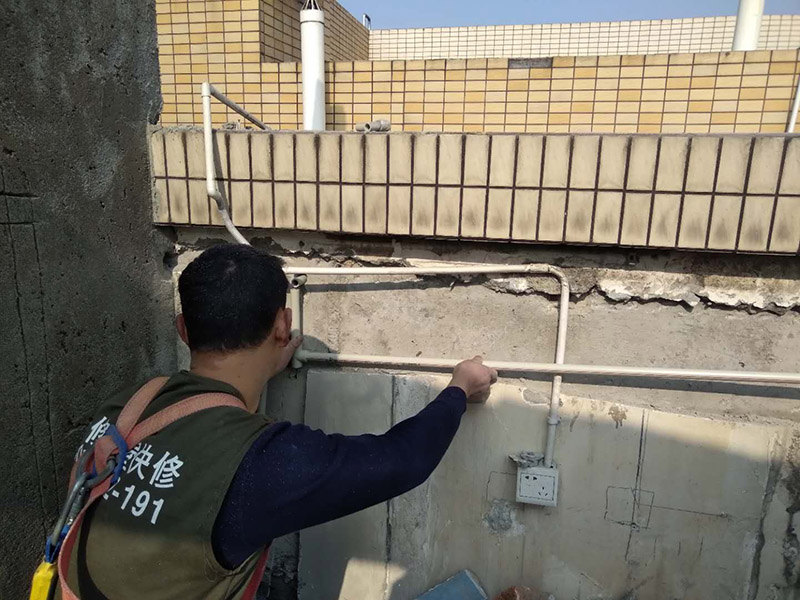 鄭州房屋維修哪家專業(yè)又好用，鄭州鋪地磚工錢多少錢一平方