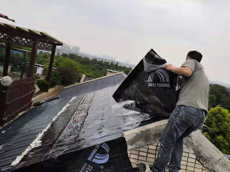 位于天津的屋頂漏水維修，怎么判斷是樓上還是樓下的責(zé)任