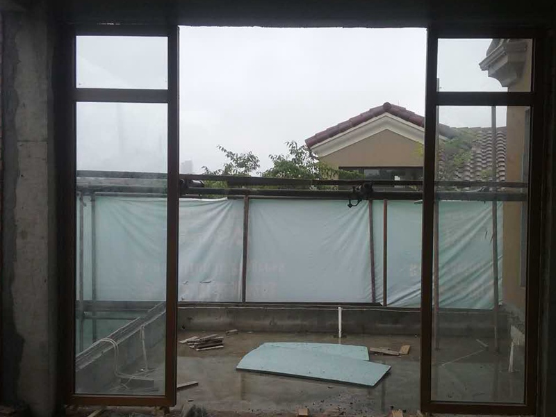  門窗安裝維修價格,斷橋鋁門窗內(nèi)開內(nèi)倒窗打不開,請師傅上門要多少維修費(fèi)