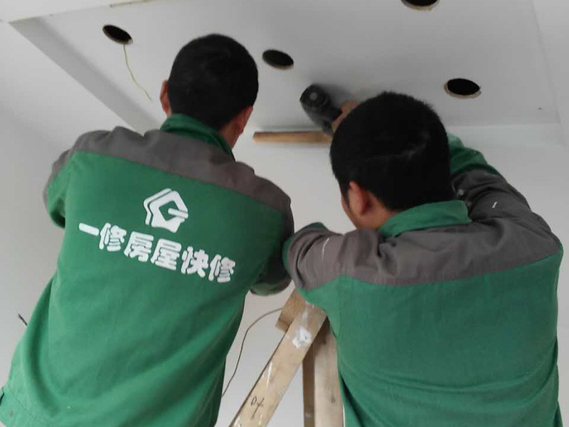 兩室一廳清水房裝修,兩室一廳的房子要裝修，應(yīng)該怎么裝修啊