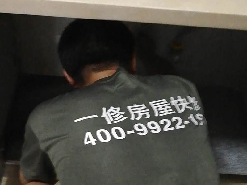 下水道疏通費用,衛(wèi)生間和廚房水管同時被堵怎么疏通
