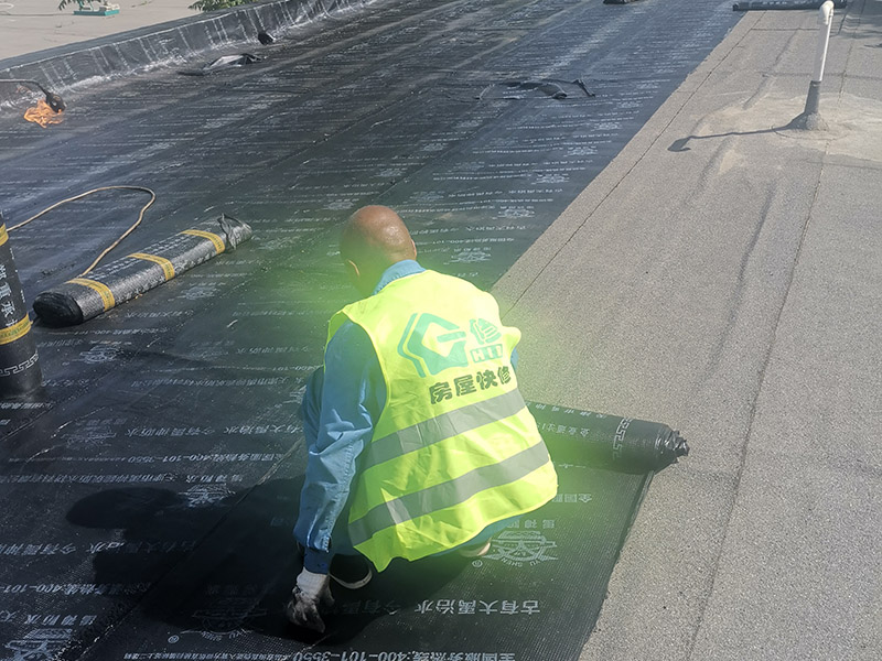 裝修后出現(xiàn)漏水問題怎么辦，專業(yè)重慶裝修公司通常這樣處理