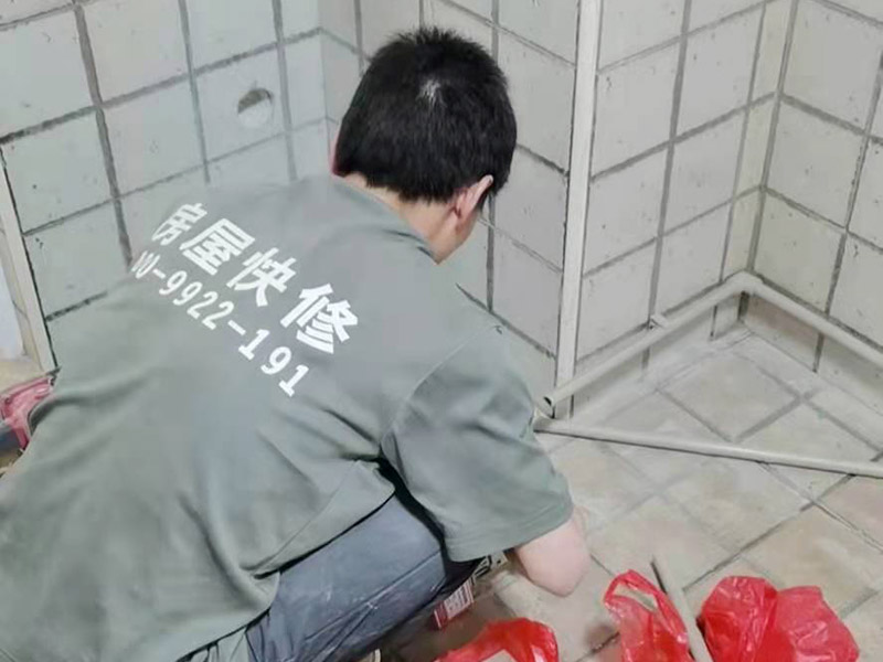 北京家庭裝修水電走天還是走地好，聽(tīng)聽(tīng)專(zhuān)業(yè)水電工的建議