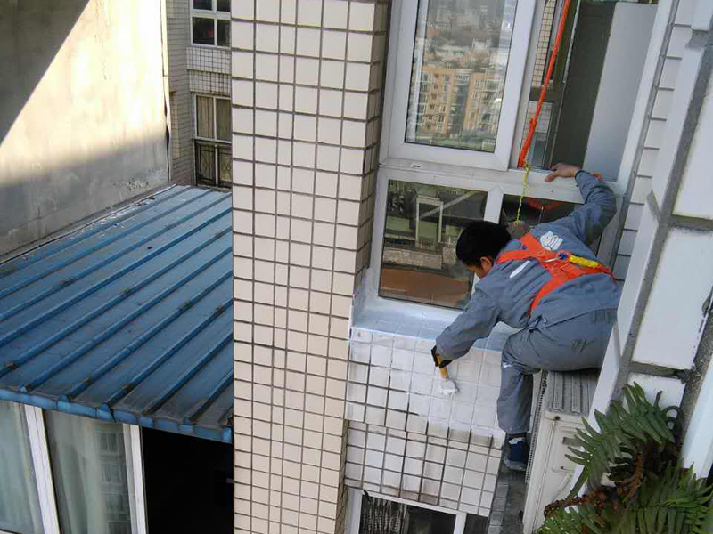 一修木地板安裝、外墻防水、線路安裝、