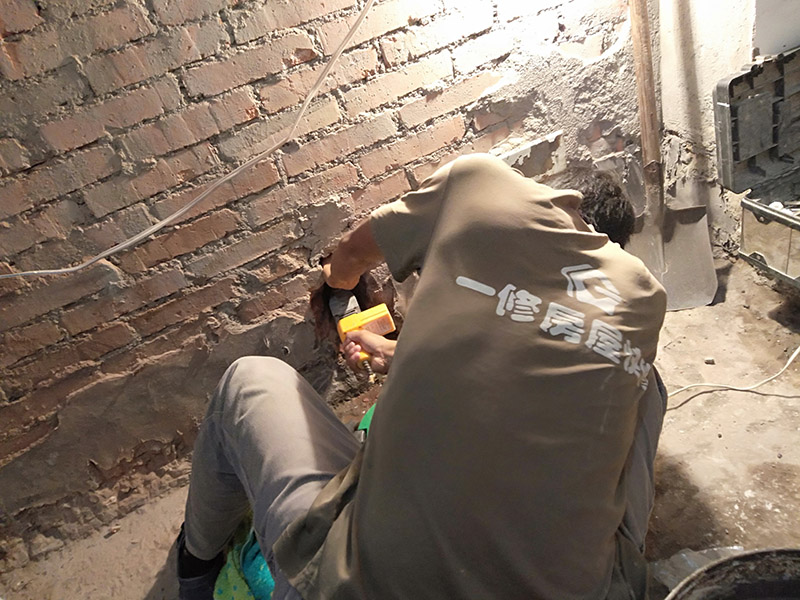 鋪地磚墻磚多少錢一平米，裝修貼瓷磚大