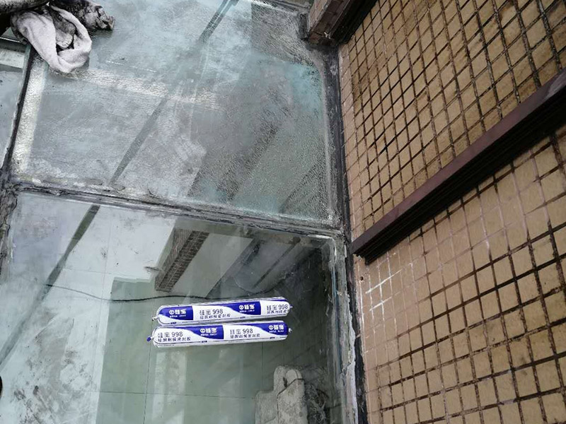開小型裝飾公司多少錢，主要是看開在什