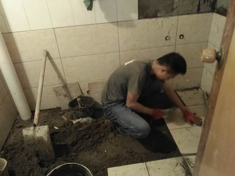 杭州裝修貼磚人工多少錢一平方，杭州裝