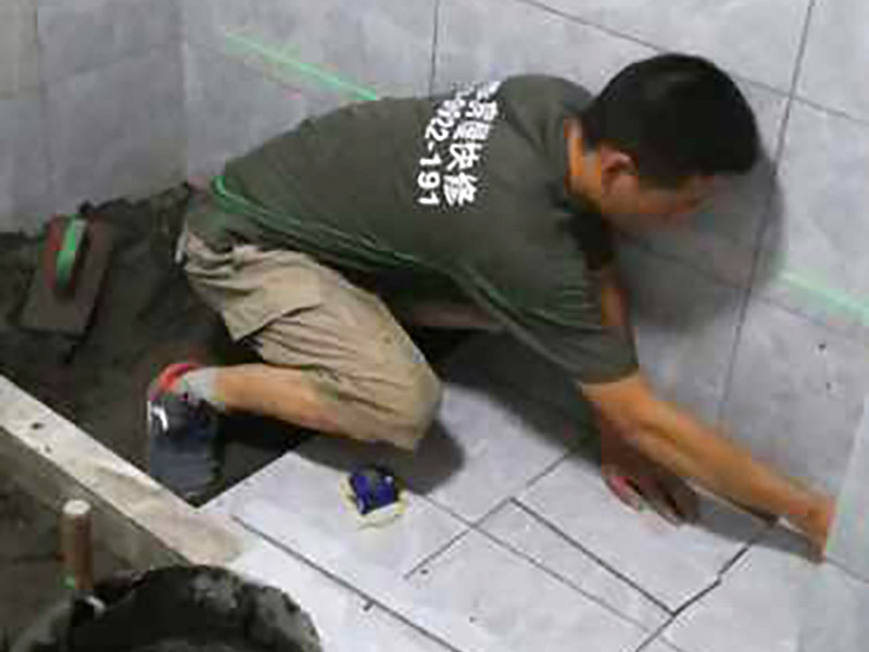 廚房漏水不砸地面如何補漏，免砸磚防水