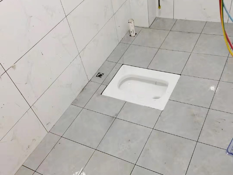 衛(wèi)生間地面一直是濕的，有沒有誰遇到過