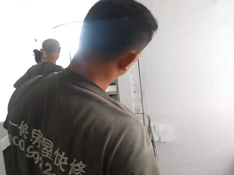 天津老房子裝修半包價格一般是多少，房