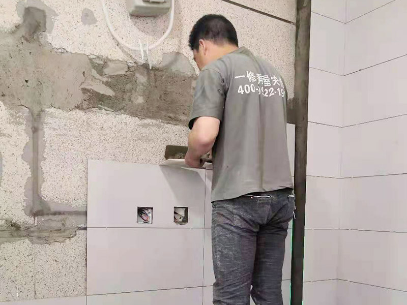 西安老房子陽(yáng)臺(tái)翻新大概費(fèi)用是多少？